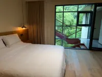 Tonglu Zhuying Xianting Homestay - pemandangan pegunungan