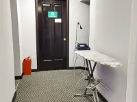 Atika Mini Hotel โรงแรมใกล้จัตุรัสรถไฟ