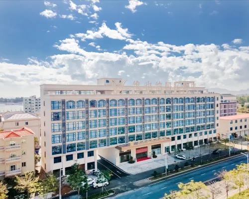 Vienna International Hotel Lufeng South Railway Station Hotels in Lufeng