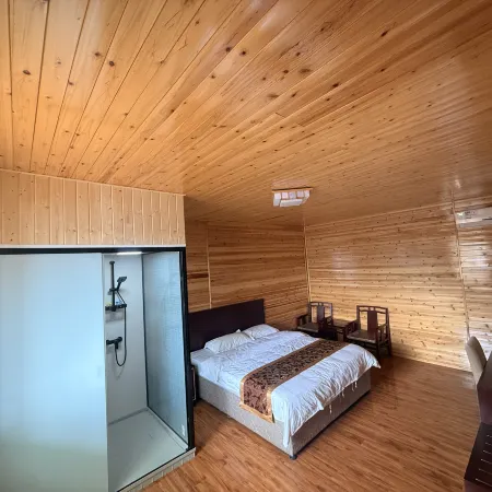 Gahai Lake Scenic Area Homestay