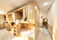 雅哈輕旅|全女旅宿（東門老街大劇院地鐵站店） - 青年旅館