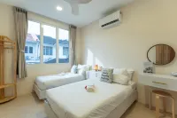 Bukit Indah Villa with Private Pool KTV Snooker 11 pax by Stayrene - Villas