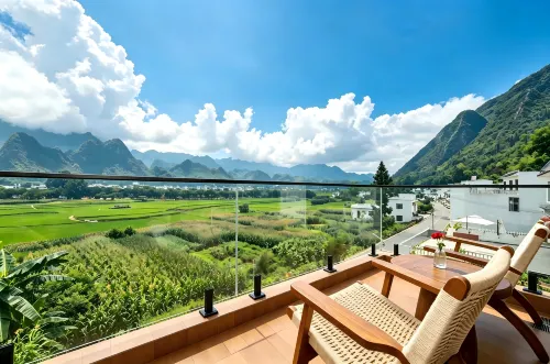 Fengzhong Yiyou Censhe Homestay (Xiana Hui Branch, Wanfenglin, Xingyi) - Balkon