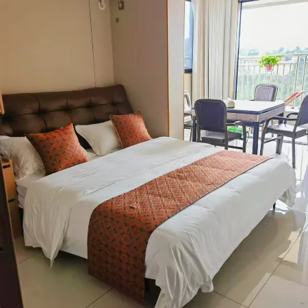 Zhouhe Homestay