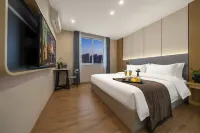 Chengyue · Luse Hotel (Chongqing Wanzhou Wanda Plaza Gaosuntang) - Pet friendly