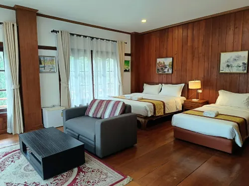 Baan Chom Doi Resort - 2 estrellas