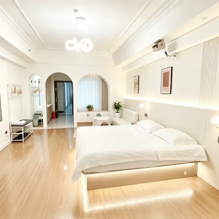 Meinian Homestay (Bengbu Wanda Plaza)
