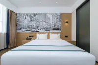 Qingting Business Hotel (Xinfeng High-speed Railway West Station Yingbin Avenue Branch)