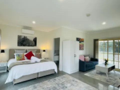 Canyonleigh Retreat Hotels in Bowral