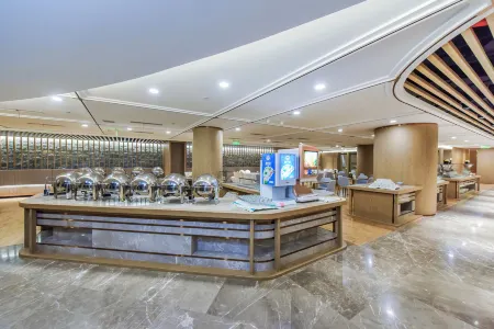 Guiyang Airport Garden Hotel Отели рядом с достопримечательностью «Guiyang University Software Branch»