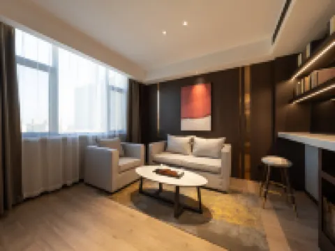 The GiorgioMorandi Hotels (Laiyang Wealth Center) Hotels in Laiyang