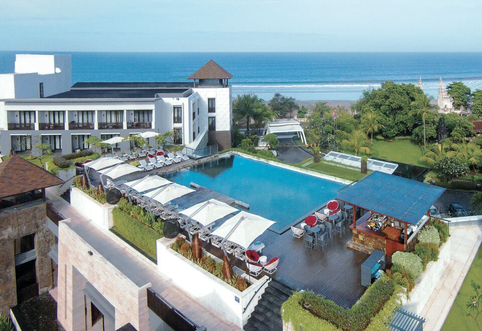 레기안 풀먼 발리 니르와나 호텔