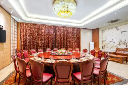 Fuyuan Hotel Отели рядом с достопримечательностью «Baise University Chengbi Campus»