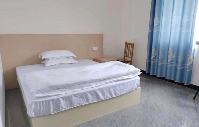 Cangwu Wufu Hotel