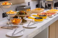 City Comfort Inn - servizio colazione