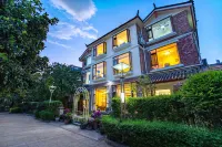 Lijiang Yunting Courtyard Homestay Hotels in Lijiang Urban Area