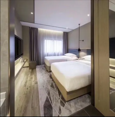 Lingtai Meet Theme Hotel