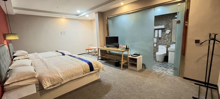 Yuexin Hotel (Lingshui Hongfan) Hôtels à&nbsp;: Linshui