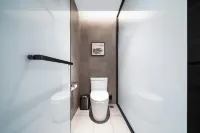 Starway Hotel (Zigong Huashang International City)