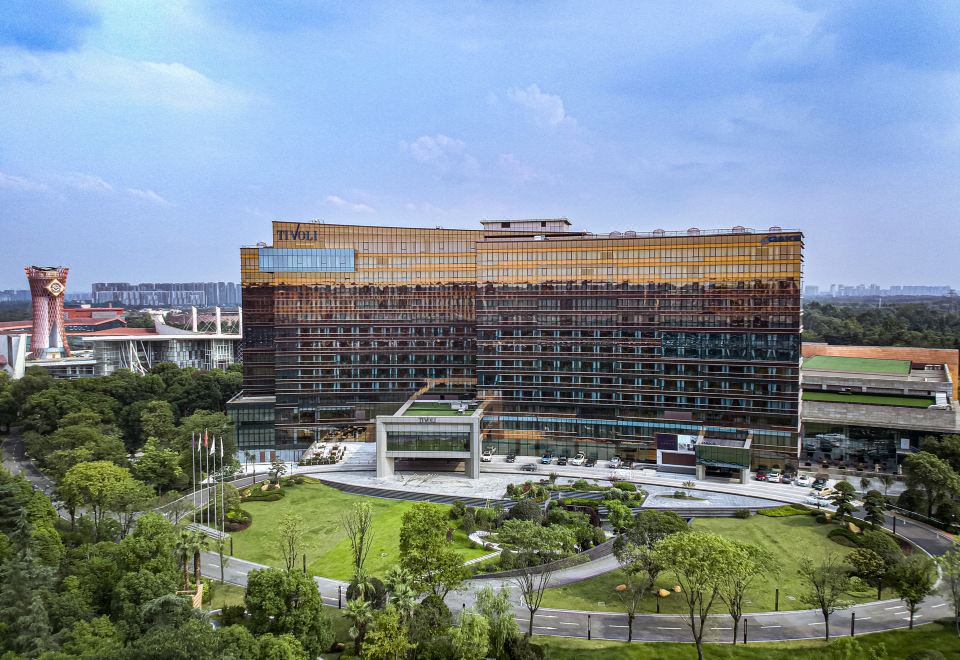 [티볼리 청두의 고급스러운 로비 전경]