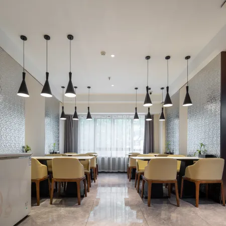 OZE Boutique Hotel (Cangzhou Wanda Plaza Branch)