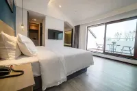 Jiayuan Hotel - Balcony