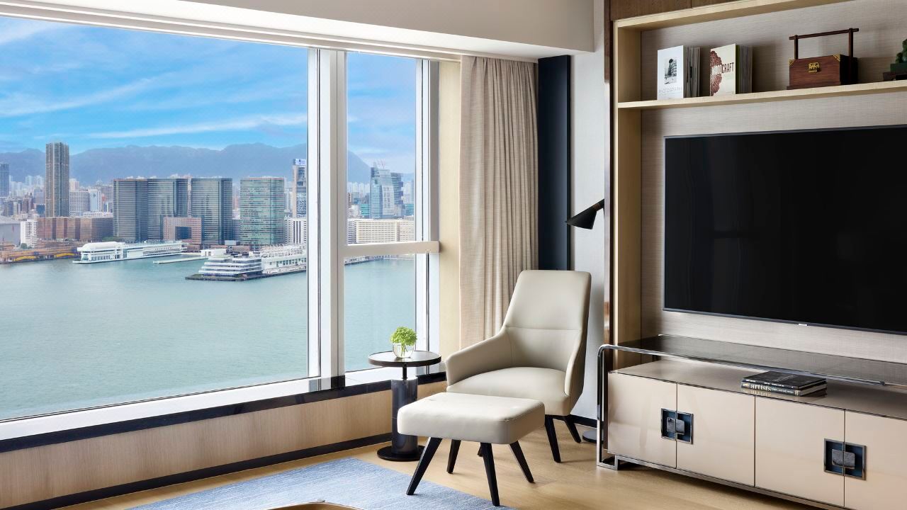 Four Seasons Hong Kong photo