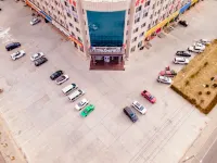 Huadu Hotel Alxa Zuoqi - 2-Star