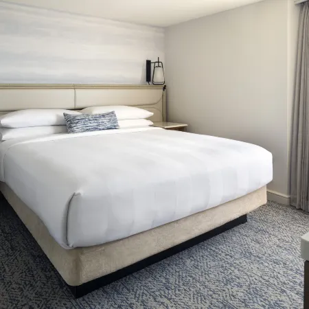 Marriott Marquis San Diego Marina Отели рядом с достопримечательностью «Музей-авианосец «Мидуэй»»