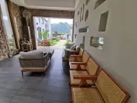 Shuimo Fengshe Hostel Hotels in Xingyi