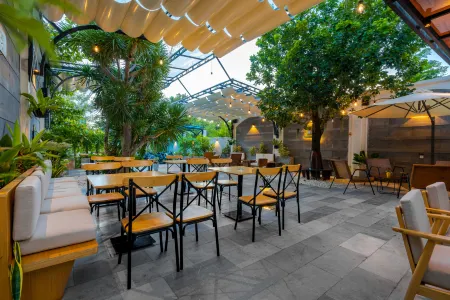 Le Cap Hotel & Apartment