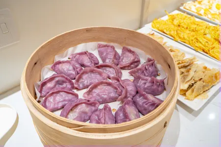 Yishuwan Hotel (Hi-tech Zone Shimao 52+ Shopping Center) Отели рядом со станцией Chengyang Railway Station