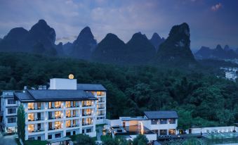 Guilin Yangshuo Luna Luxury Hotel (Lijiang Branch)