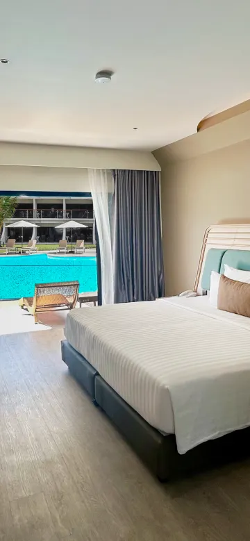 ห้องอโมร่า แกรนด์ พูลไซด์ - เตียงคิงไซส์/เตียงแฝด