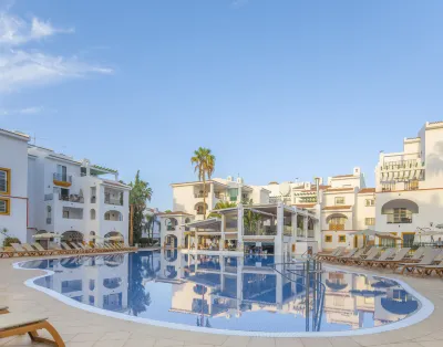 Sunset Harbour Club Hotels in der Nähe von San Eugenio Shopping Centre