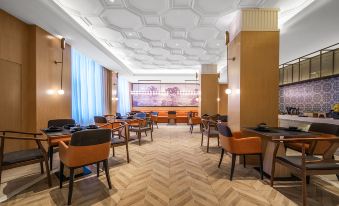 Vienna International Hotel (Linyi Taisheng Square Wanxianghui Store)