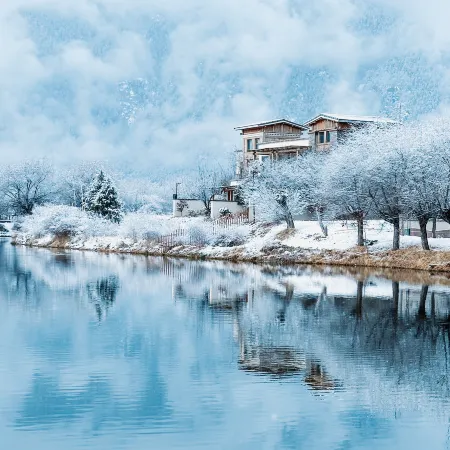 Nyingchi Yanxueshan Fuyang Bieyuan (Niyanghe Branch)