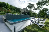 Magical Mountain View Resort - Pools