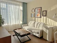 JILIN  BEIDAHU  YOUNGHOUSE Hotels near Phenix