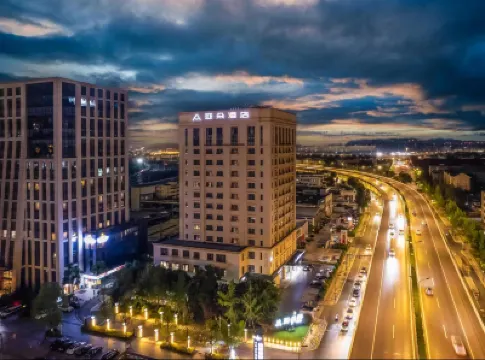 Atour Hotel (Chengdu Tongzilin and South Railway Station) Hotels near Chengdunan Railway Station