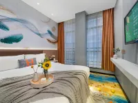 Xinghe Yuezhi·S Hotel (Guangzhou Railway Station Subway Station Baima Clothing City Branch) Hotels in Kanton