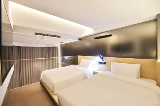 Mickey E-sports Hotel (Qingdao Wanda CBD)