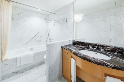 ラグジュアリーモデレートダブル（禁煙） ホテル阪急インターナショナルの写真