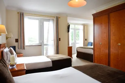 The Riviera Hotel & Apartments - Alum Chine Hotel di 