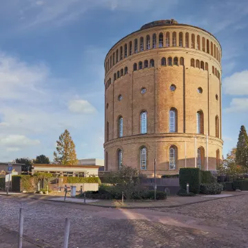 Wasserturm Hotel Cologne, Curio Collection by Hilton