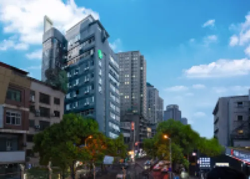 Linxi Hotel (Guiyang Fountain Jiaxiu Building Branch) Hotel in zona Wenchang Pavilion