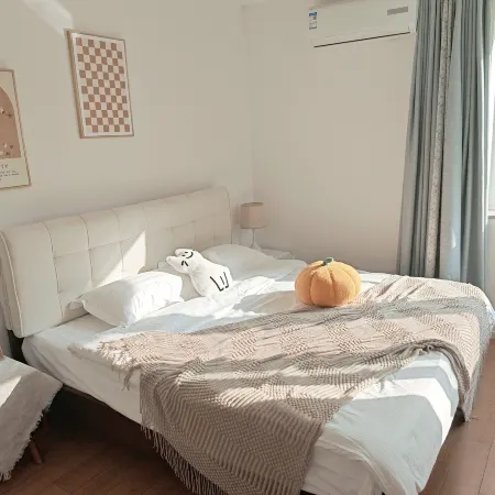 Qingdao Rainbow Hostel (Qingdao May Fourth Square) Отели рядом с достопримечательностью «Олимпийский парусный центр»