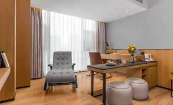 Ueasy Hotel (Nanning East Railway Station Langdong Bus Station Metro Station Branch)