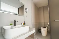 Shihezi Yunzhen Hotel（Wanda Plaza Branch） - Mountain view