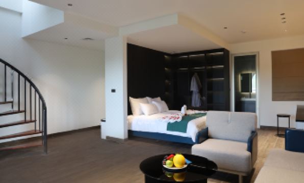 Ao Tien Harbour Boutique Hotel